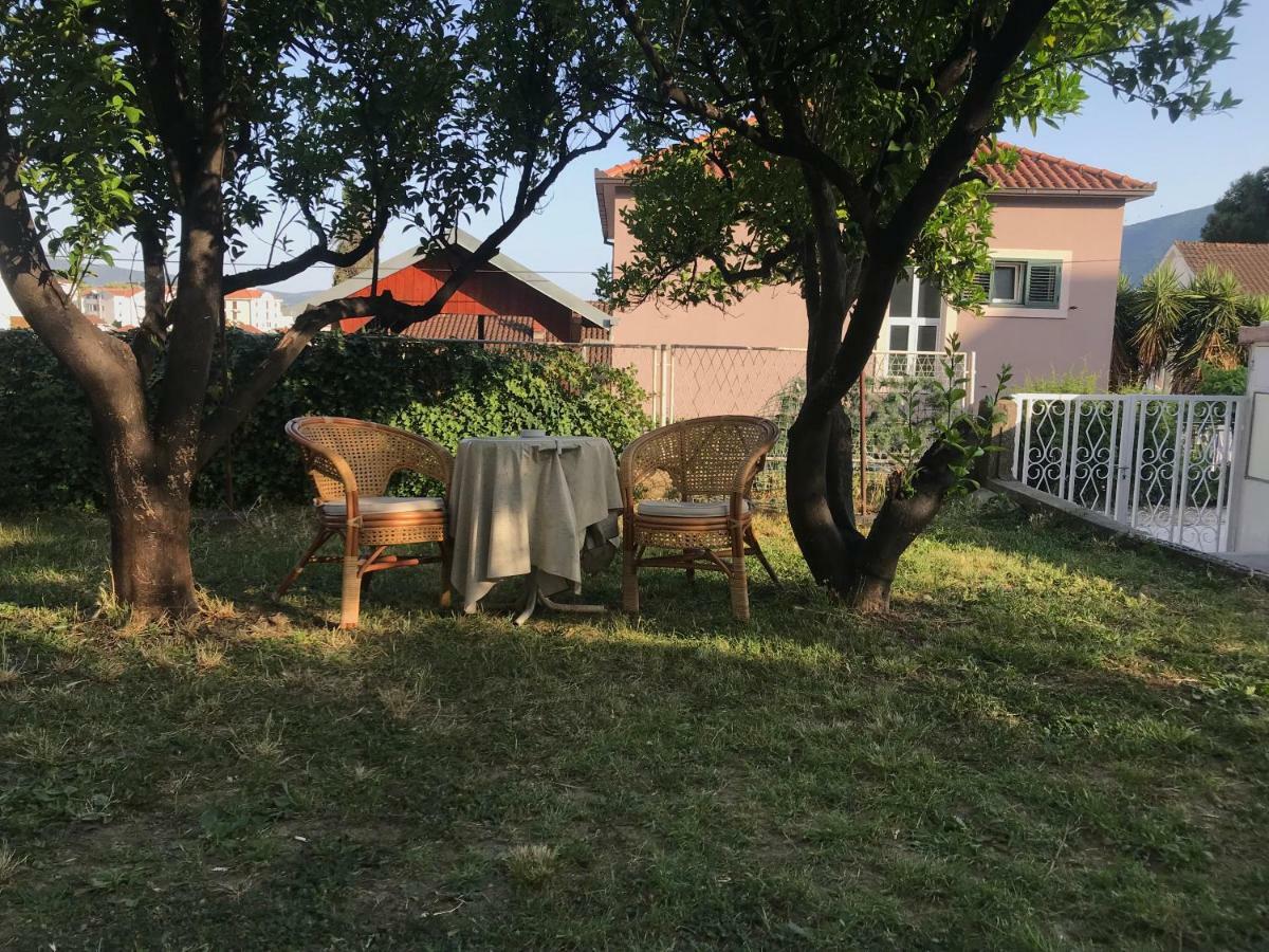 Apartmani Konjevic Herceg Novi Ngoại thất bức ảnh